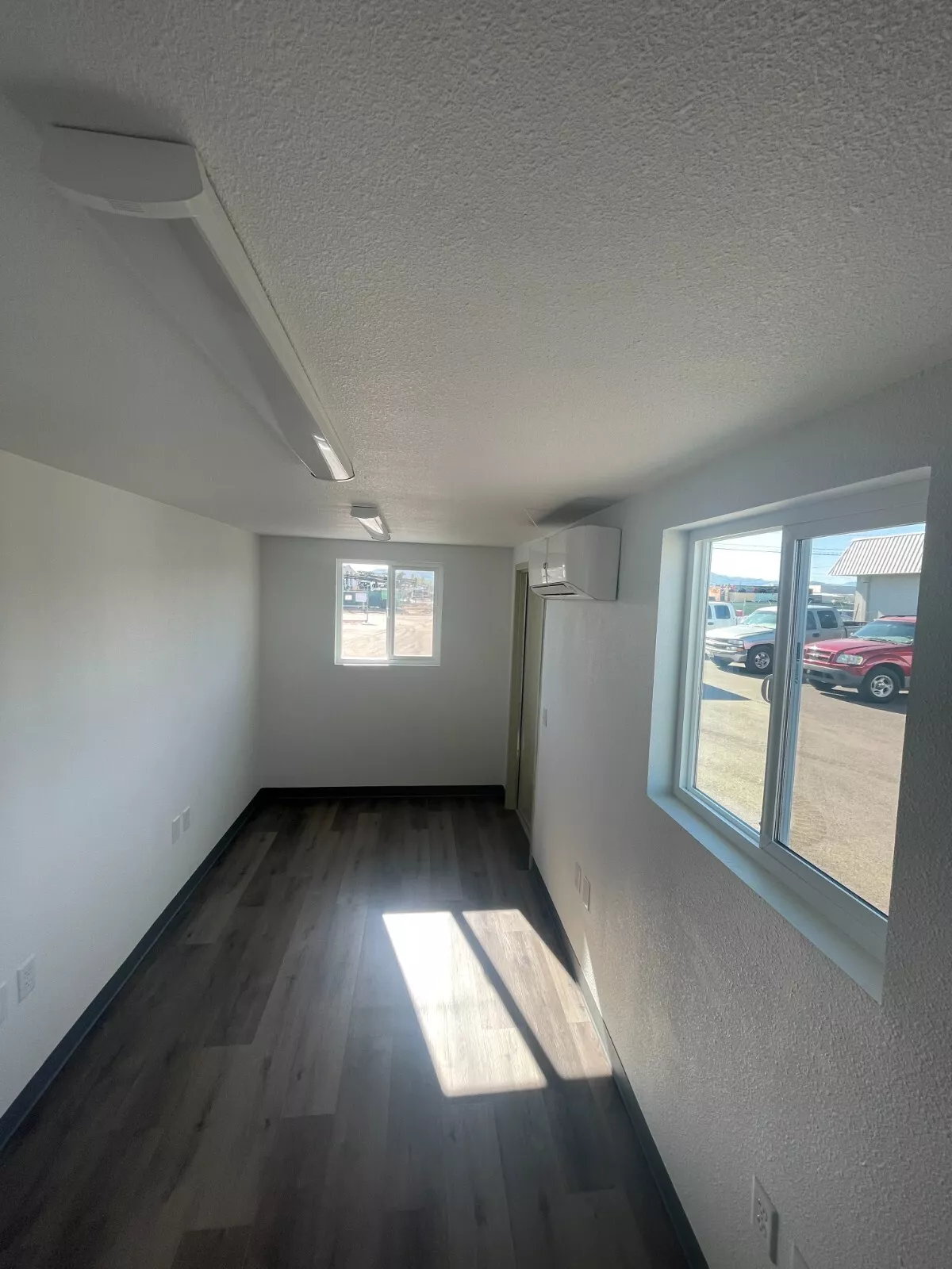 20 foot office in refurbished shipping container 20 foot office in refurbished shipping container