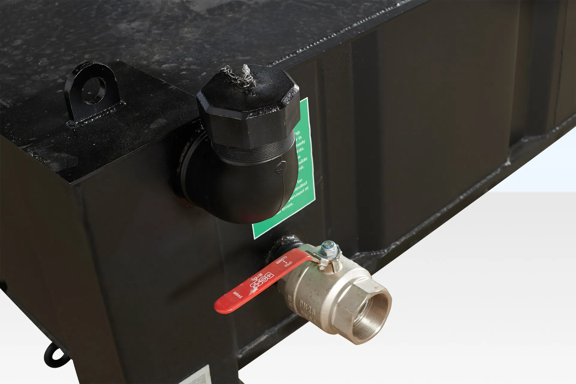 3+1 sit on waste tank 6500 ltr 3+1 sit on waste tank 6500 ltr