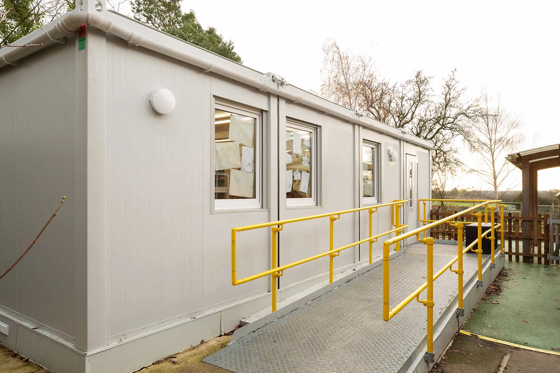 (6 bay) euro modular building (6 bay) euro modular building